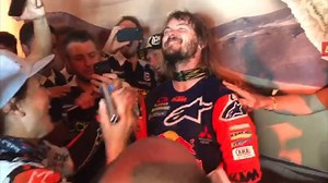 217K views · 7.9K reactions | A deal is a deal! 臘‍♂️ Laia Sanz you’re one insane/crazy individual! Congratulations on your 11th place finish at the gnarliest race in the world! And no, I’m not thanking you for my new haircut!  | Toby Price Racing | Facebook