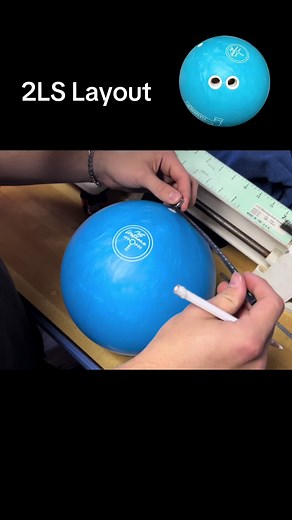 Here’s a behind the scenes look at what my layout process looks like. In the video i used a 4 1/2 x 3 x 4 1/2 2LS layout. Ball: Brunswick NU