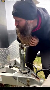 I have no idea what was up with Shaun’s trailer jack, but I’ve been there before where the bearings in the jack were completely shot. It wasn’t fun. Instead of replacing it with another manual jack, I_1 | Men Tools | Facebook