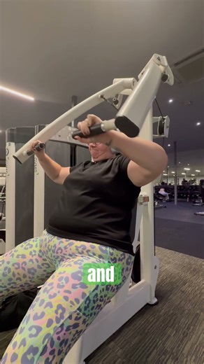 Gym newbies - How to use chest press machine correctly every time