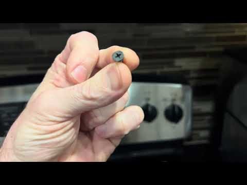 Changing in-range light bulb GE Spacesaver microwave ; NO you don’t have to de-mount it!