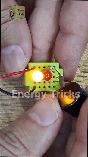 Simple Hall Effect Sensor Circuit for Beginners #shorts