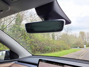 Tesla's Rear-View Mirror Is Just Too Dark! (How To Fix) - Green Car Future