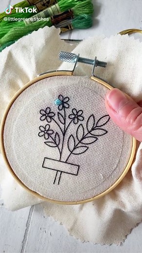 Laura - Little Green Stitches on TikTok