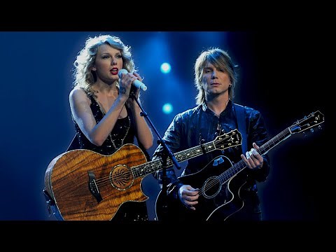 John Rzeznik and Taylor Swift - Iris (Official Live Performance)