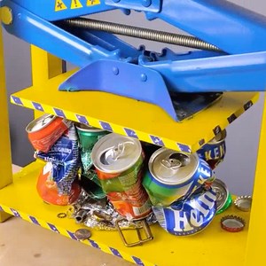 398K views · 1.3K reactions | Dieser Öko-Held recycelte Müll, den er am Strand fand! | 5 Minuten Tricks SPIEL | Facebook