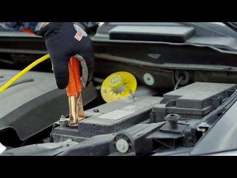 Comment survolter votre voiture (4 étapes)