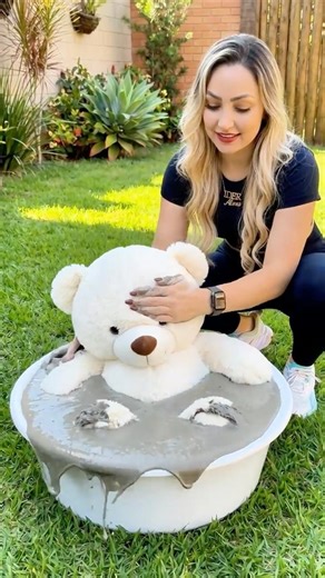 Turn a Teddy Bear Into Beautiful DIY Garden Decor 🧸🌹🌿