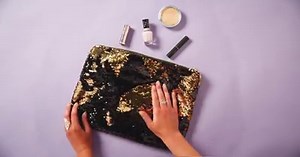 Check out this amazing reversible sequin fabric. We can’t stop touching it! Watch it go from black to gold, then back again. Shop even more colors online AND in-store, too. http://bit.ly/2rQeGqW | JOANN Fabric and Craft Stores