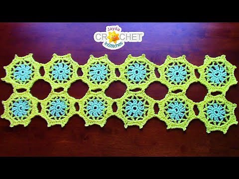 Spring Flower Table Runner Crochet Pattern & Tutorial
