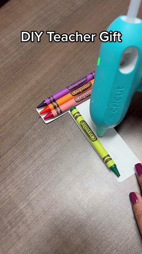 Cricut Shadow Box DIY Tutorial | Teacher Appreciation Gift Idea