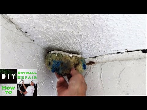 DIY - How to blend popcorn texture with a sponge on a ceiling repair