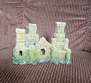 Vintage Resin Castle Aquarium Decor – Rustic Fish Tank Ruins - Etsy