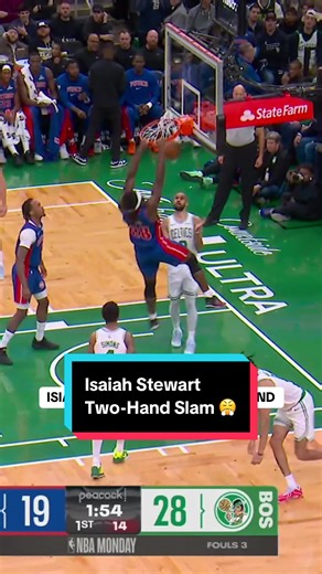 Isaiah Stewart showing off his strength 😤 #NBA #NBAHighlights #IsaiahStewart #Dunk #Pistons