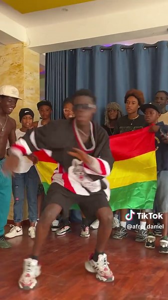 Join the Exciting Damel Dance Class Today!