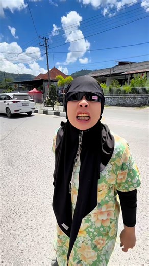 Fitrie Rupawan on Instagram: "Ketemu Mantan Aisha Cafe & Resto @bayuhillboutiquehotel Jl. Lebe Kader, Blang Kolak 1 Takengon Aceh Tengah @bayuhillboutiquehotel @bayuhillboutiquehotel @bayuhillboutiquehotel ———————- #kakonot13 #mamionot13 #bayuhillgroup #aceh #gayo #takengon"