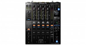 7 Best 4 Channel Mixers With Effects 2025 (& Without) - Music Industry How To
