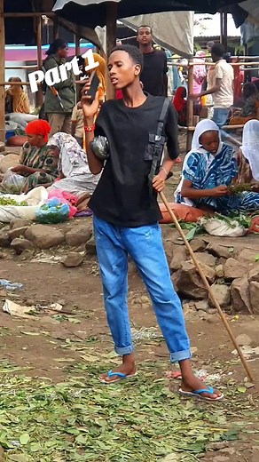 in Amharic part 1#prank #fake #funny #habeshatiktok #ethiopian_tik_tok🇪🇹🇪🇹🇪🇹🇪🇹 #somalitiktok #oromotiktok❤️💚❤️ #viral #foryoupage #foryou #tiktok