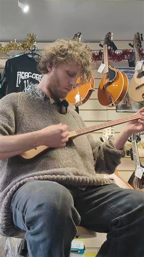 What is a Stick Dulcimer? Is it really impossible to play it wrong? Louis from Hobgoblin Birmingham tells us about this modern spin on the traditional Appalachian Dulcimer | Hobgoblin Music