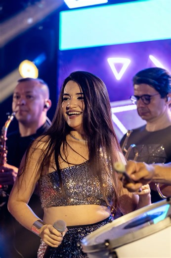 60K views · 2K reactions | Sempre que te vejo sinto sede de te amar  | Tayla Lima | Facebook