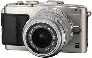 Olympus Unveils E-PL6: A Cheaper MFT Camera That's Strong Where It Matters