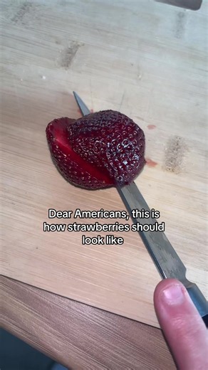 #strawber #amerikans #Americans #europe #looklike | american strawberry