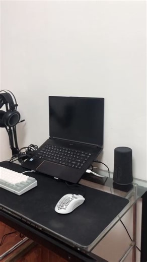 Ultimate Gaming Laptop Setup with MSI RGB