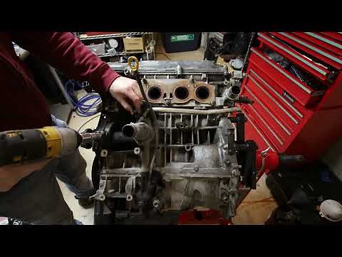 Toyota 2.4L Engine Rebuild - 2AZFE Oil Burn Fix [Rav4 Oil Consumption]
