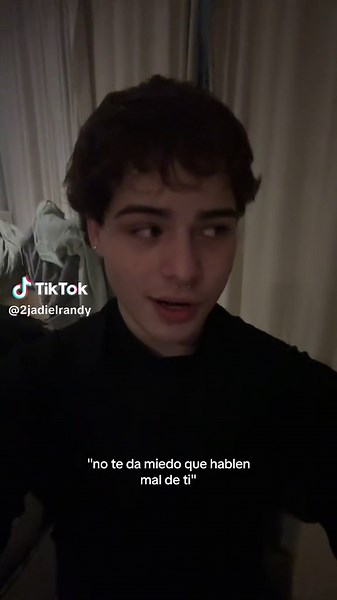 Dealing with Criticism: How to Stay Confident and Ignore Negativity