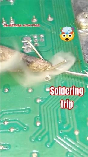 Soldering is EASY - Tips & Tricks for Beginners #shorts #solderingequipment #desoldering