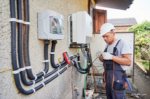 How to Connect a Generator to an Off-Grid Solar System