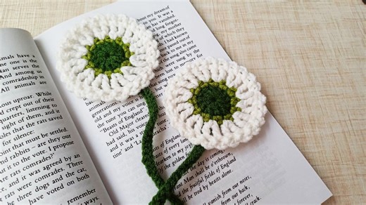 Very beautiful and lovely flower bookmark crochet tutorial – crochet flower bookmark