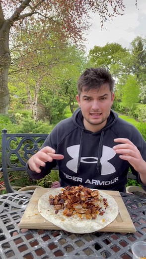 46K views · 750 reactions | Here’s how I wrap a #burrito  #tutorial #mexicanfood #buzzfeed #tasty #ladbible | Elburritomonster | Facebook