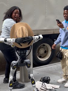 Robot making moves... #robot | Robot