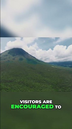 Poás Volcano: Costa Rica's Blue-Green Crater Lake