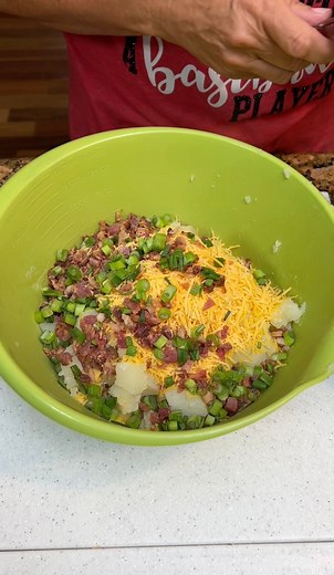 6.3M views · 43K reactions | Easy Loaded Potato Casserole Charles and Kim make a yummy casserole the whole family will love. | Charles Parks | Facebook