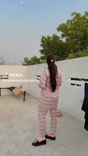 8K views · 323 reactions | 03150100952 کسی بھی گلوکار کا پروگرام کرنے کے لیے کر رابطہ سکتے ہیں۔ 03150100952 | All Saraiki Songs | Facebook