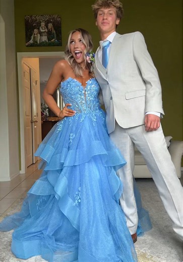 Prom Night Celebration: Fun Dance Challenge at PROM!!!