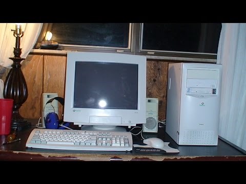 2000 Gateway Essential 433c running Windows 98 Part 1