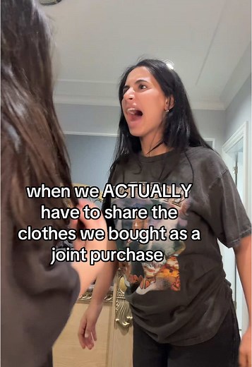 Sibling Style: Sharing Clothes and Joint Purchases