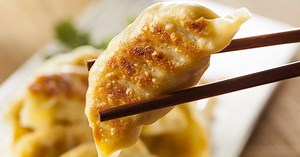 Easy Potstickers Recipe | Homemade Chinese Dumplings In Under 1 Hour!