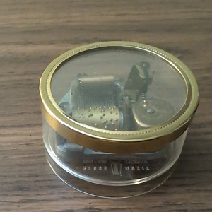 REUGE Music Box Swiss Musical Movement "Love Story"