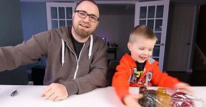 Product unboxing videos become new internet sensation