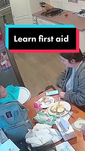 First Aid Online Course for Choking Child | Tiny Hearts Education