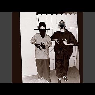 CAN'T STOP THA KAOS (feat. TINY)