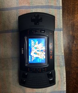 Raspberry Pi Arcade Game Emulator in an Atari Lynx