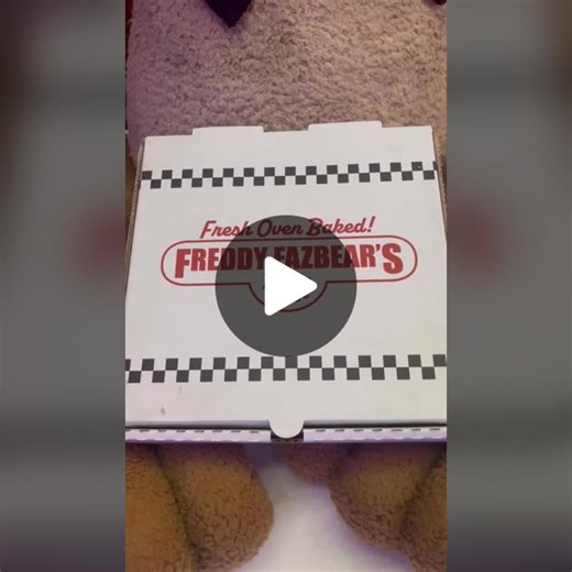 Freddy 🐻 stopped by Regal and dropped off some of his Freddy Fazbear’s Pizza boxes! Order yourself a delicious pizza 🍕 at Regal and take home one of these limited edition boxes! Available at select Regal locations, while supplies last. #FNAF #FreddieFazbear #Pizza #fivenightsatfreddys #RegalMovies #fivenightsatfreddy #fazbearpizza