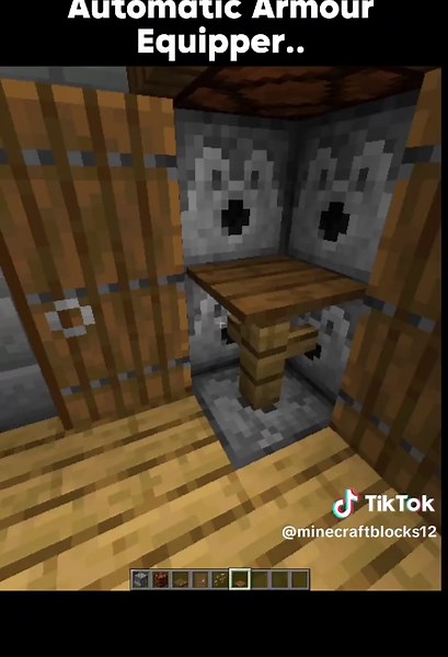 How to Create a Secret Door in Minecraft