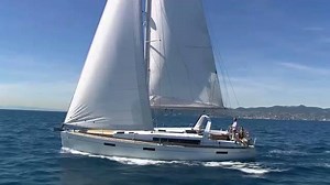 3.2K views · 130 reactions | The Oceanis 45 has always championed the Beneteau tradition of quality, innovation and attention to detail. She manages to combine luxury, performance and safety all in one elegant, open ocean package and has cornered the market when it comes to blue water versatility. To learn more about her, visit https://www.beneteaulife.com/sail/oceanis/#oceanis45 | Beneteau America | Facebook