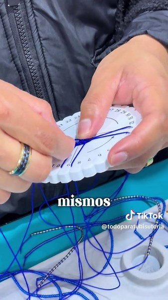 Aprende a Usar el Disco Kumihimo Circular